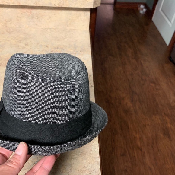 Hat - Picture 3 of 3